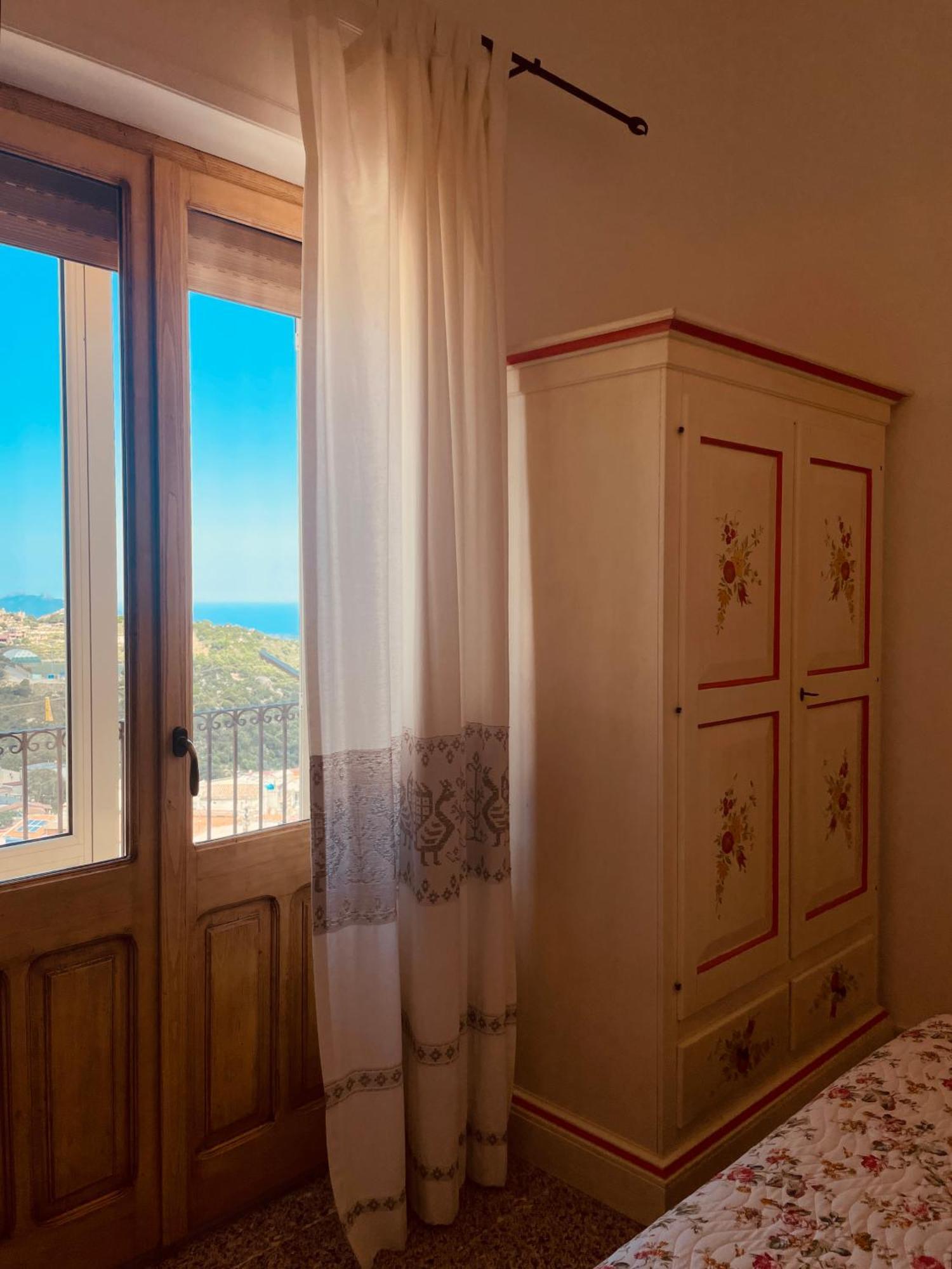B&B Aria Ona Villagrande Strisaili Eksteriør bilde