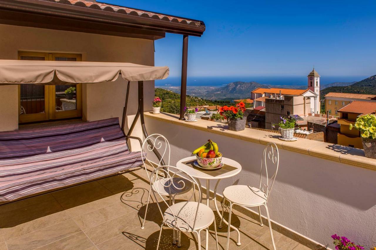 B&B Aria Ona Villagrande Strisaili Eksteriør bilde