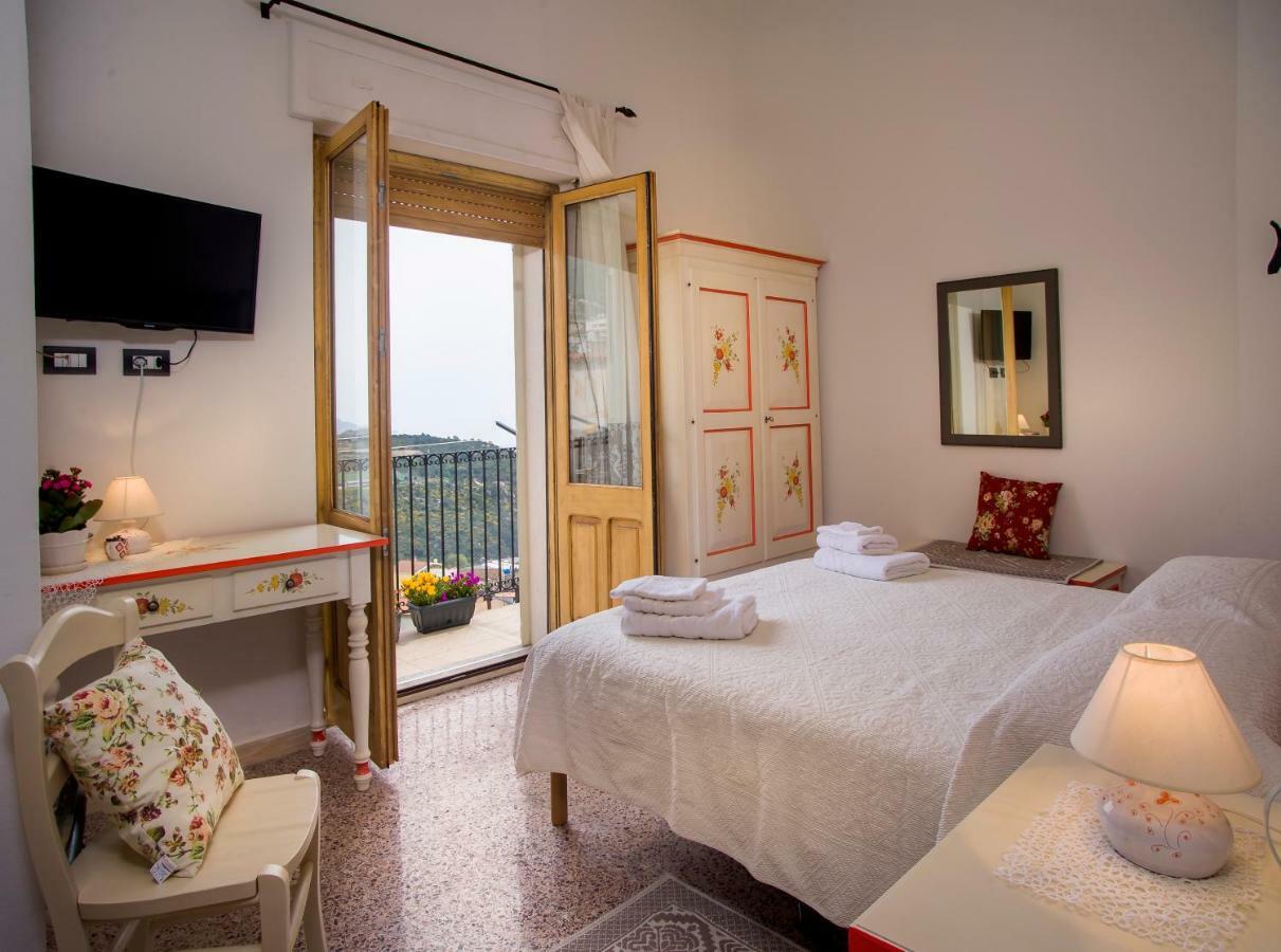 B&B Aria Ona Villagrande Strisaili Eksteriør bilde