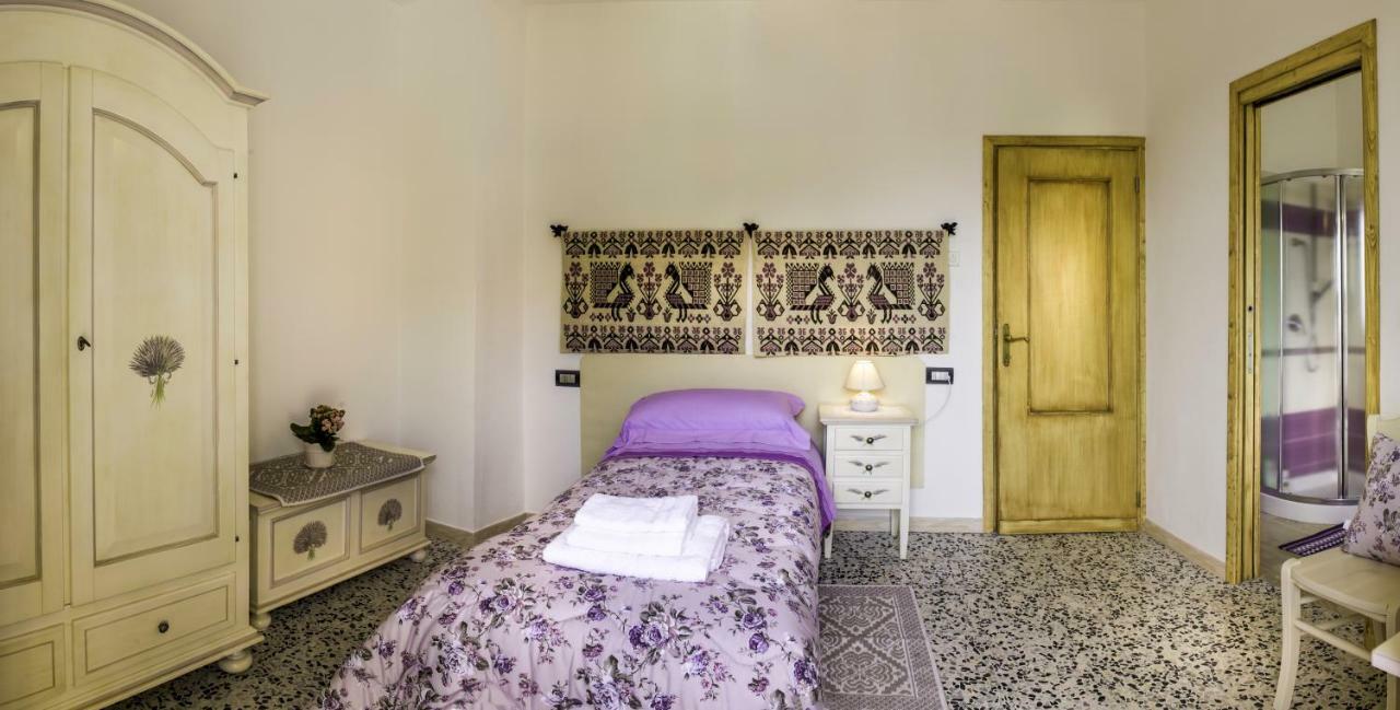 B&B Aria Ona Villagrande Strisaili Eksteriør bilde