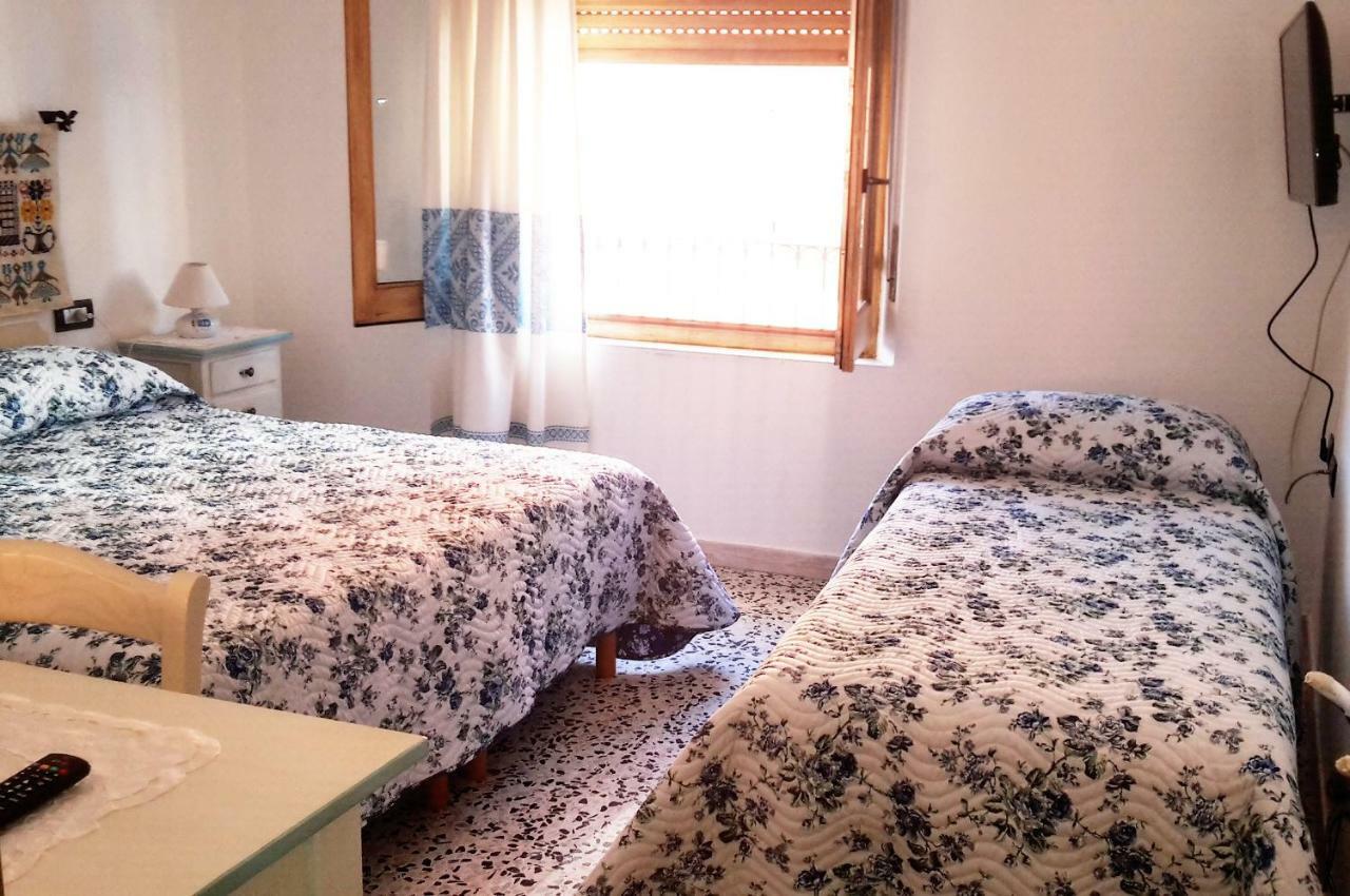 B&B Aria Ona Villagrande Strisaili Eksteriør bilde