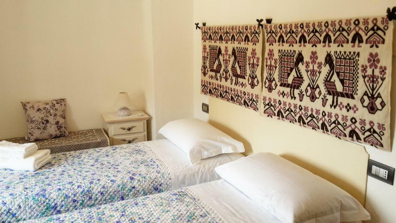 B&B Aria Ona Villagrande Strisaili Eksteriør bilde